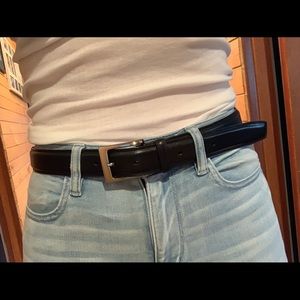 perry ellis black belt with silver buckle